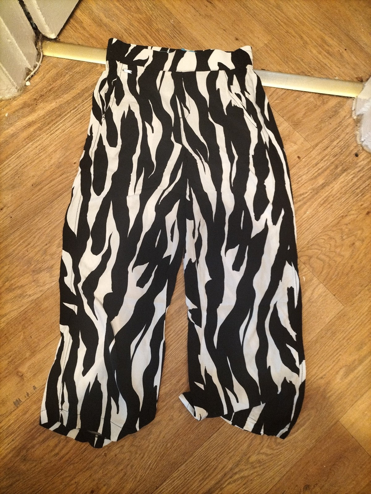 Ladies Wide Leg Trousers LOOK .WHAT black/white 34 Waist/ 26 Leg