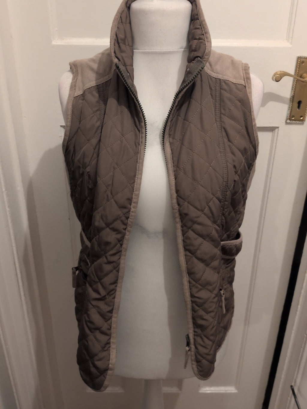 Modo 14 Khaki Green Sleeveless Full Zip Gilet