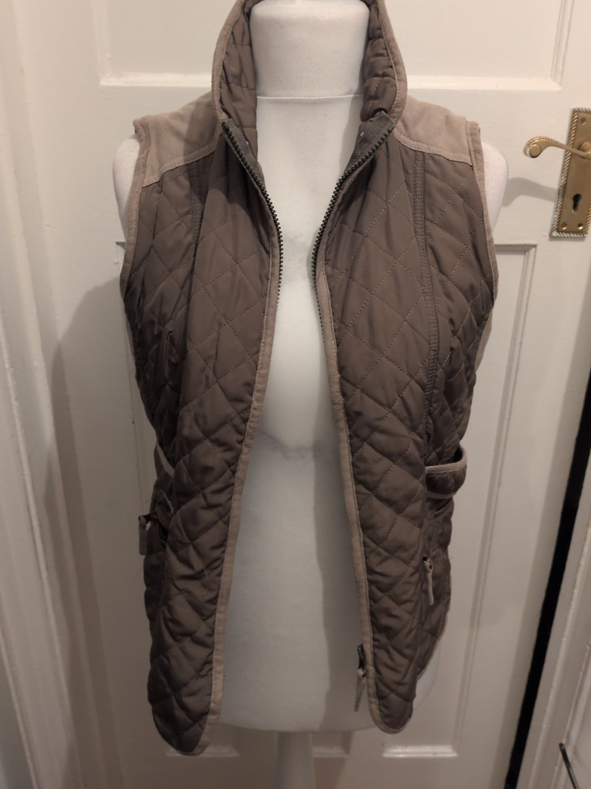 Modo 14 Khaki Green Sleeveless Full Zip Gilet