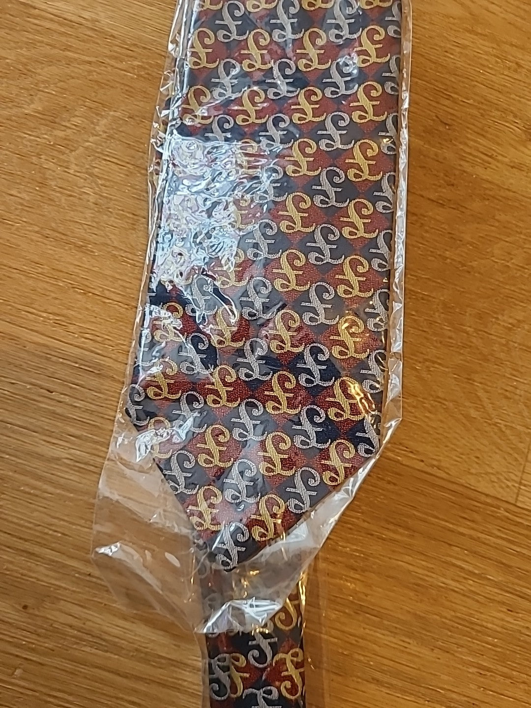 Brand New Mens Purple And Navy Patterned Tie