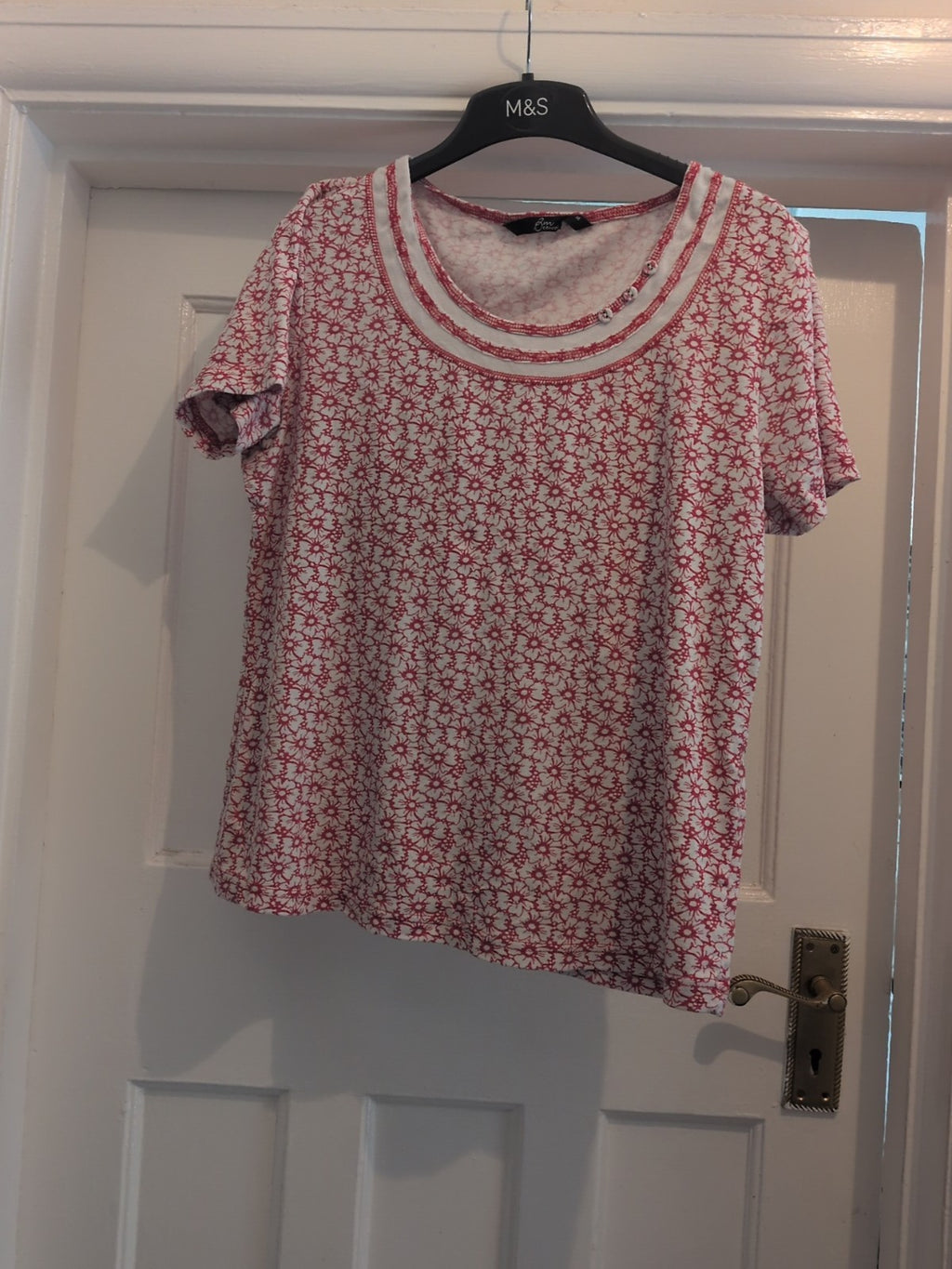 BM Casual Medium Red And White Short Sleeve Blouse