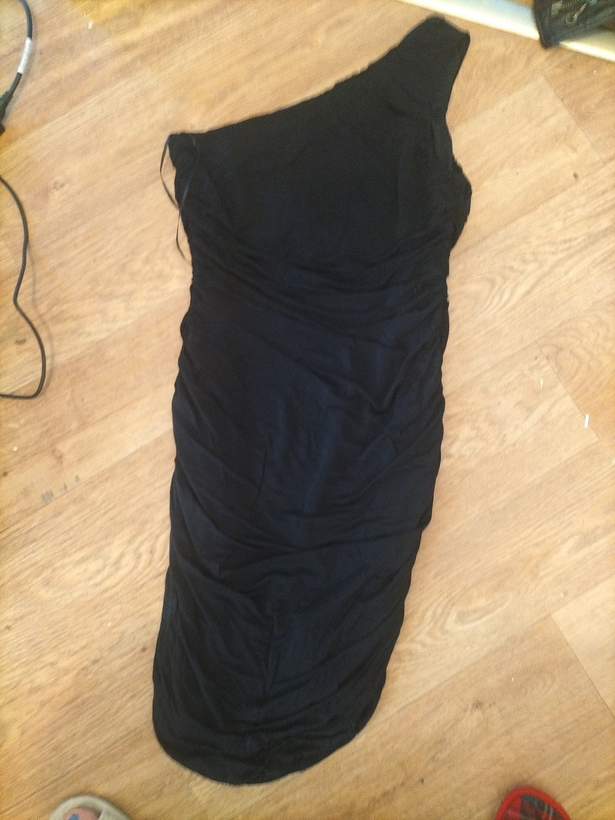 Ladies H&M Size M Black Cold Shoulder Ruch Dress