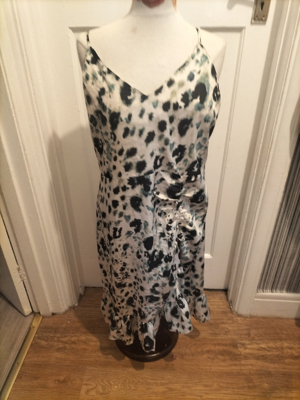 Ladies Na-kd Size Euro 46 Camo Style Strappy Dress