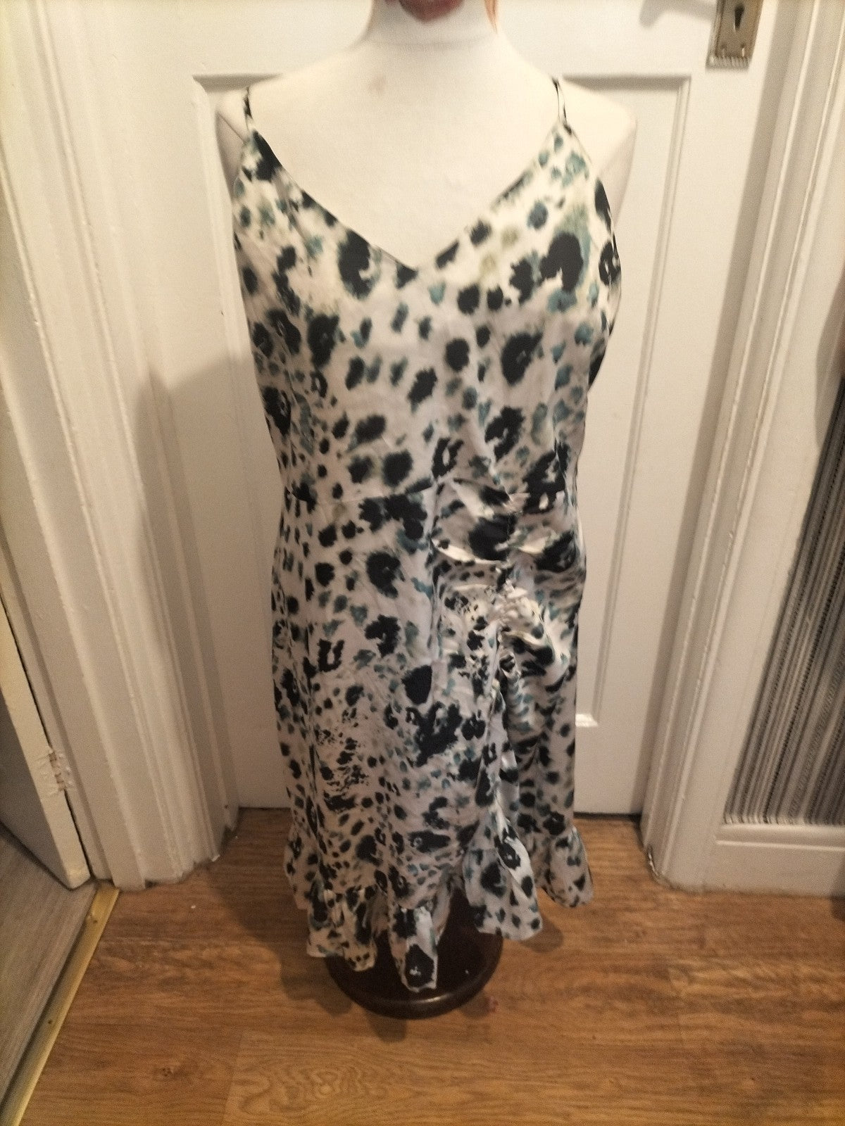 Ladies Na-kd Size Euro 46 Camo Style Strappy Dress