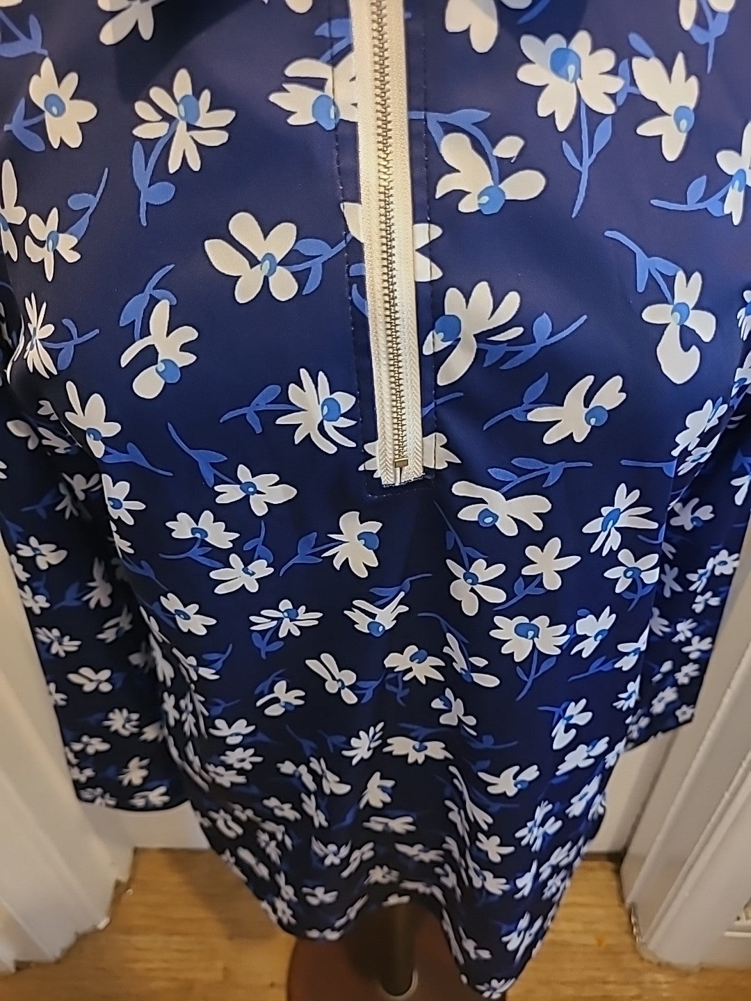 Ladies Large Deep Blue White Flowers Long Sleeved Pullover Top