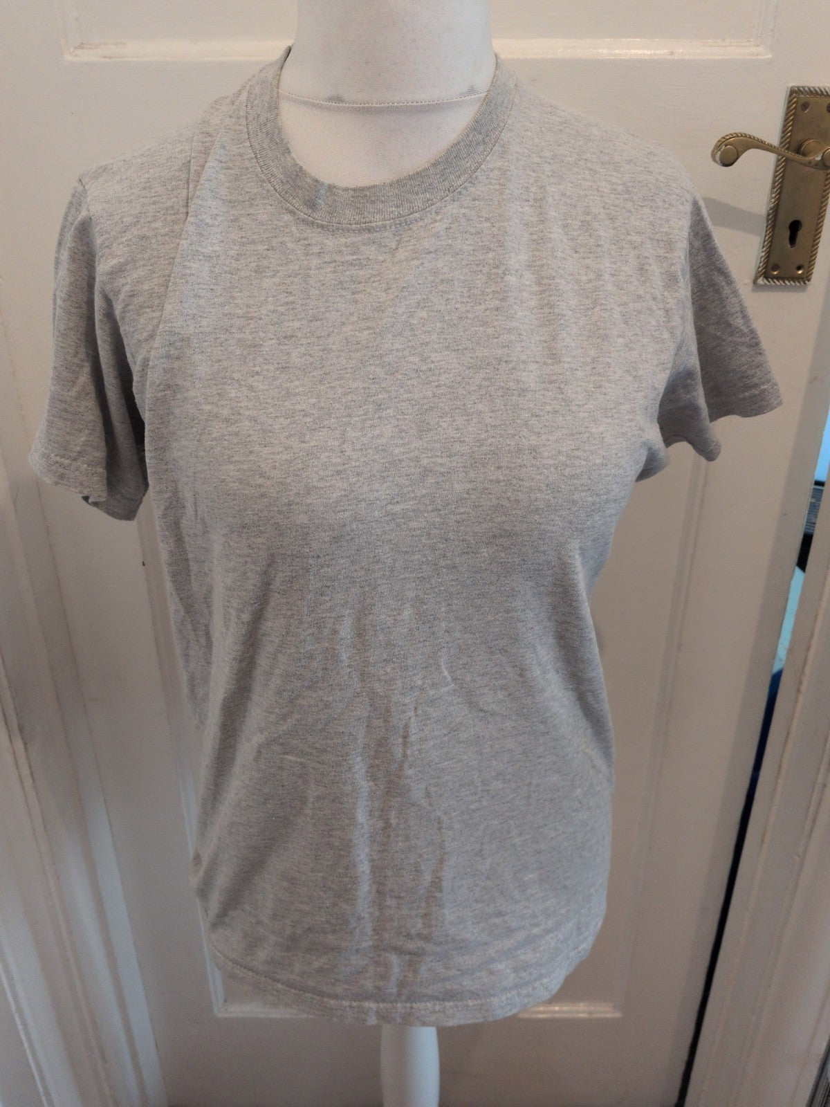 Grey M/L Short Sleeve T-shirt