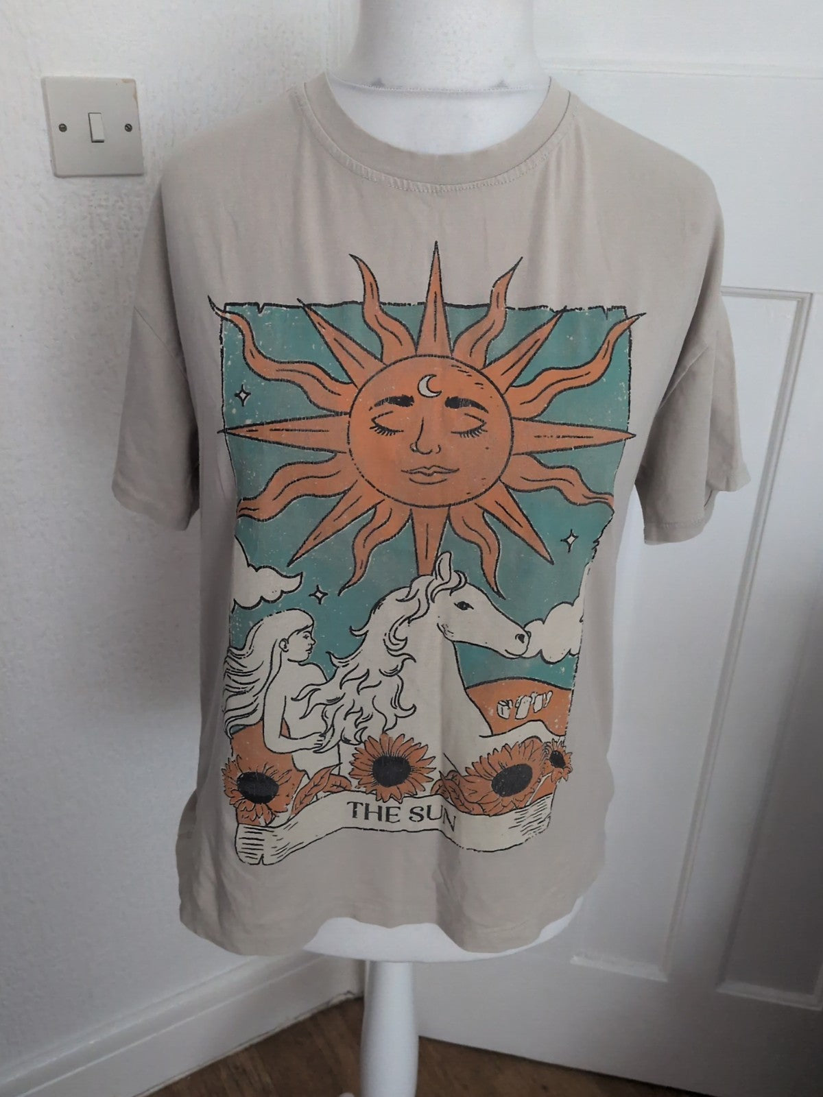 Arty Medium Beige Sun Print Short Sleeve T-shirt