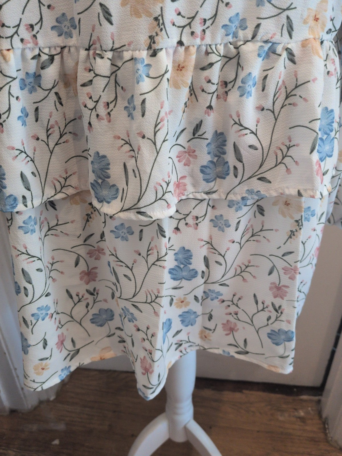 Ladies Long Line Top Floral Yours Size 20