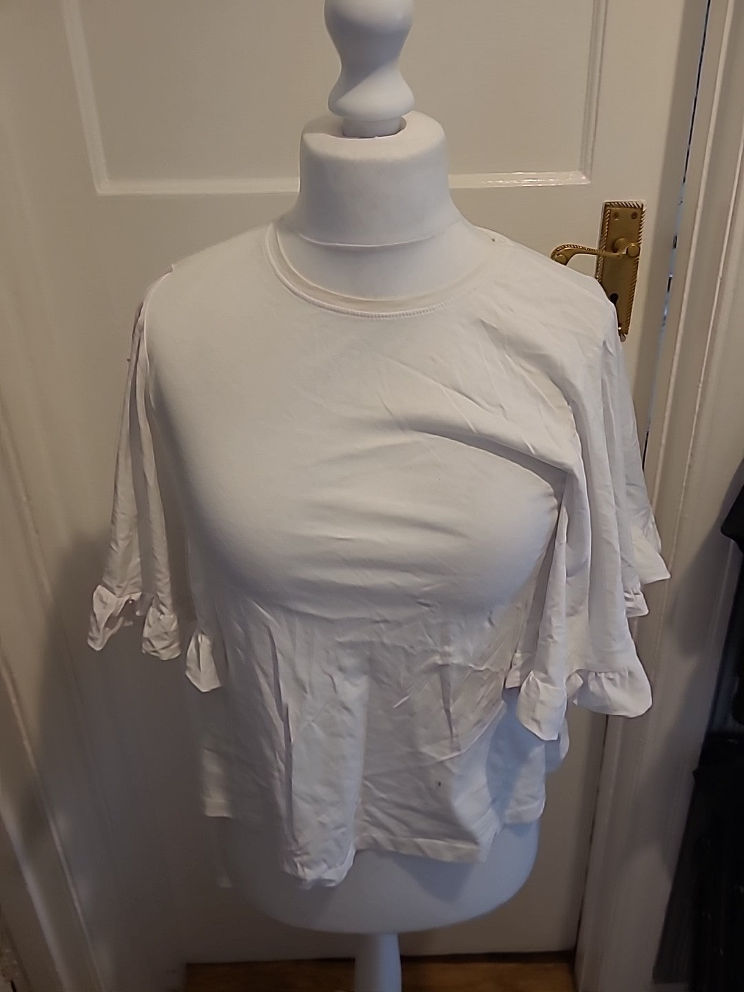Ladies Primark Size 10-12 White Frilly Sleeved Tshirt