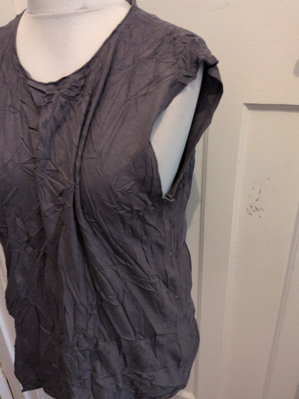 Kangaroo Poo XL Grey Sleeveless T-shirt Ladies