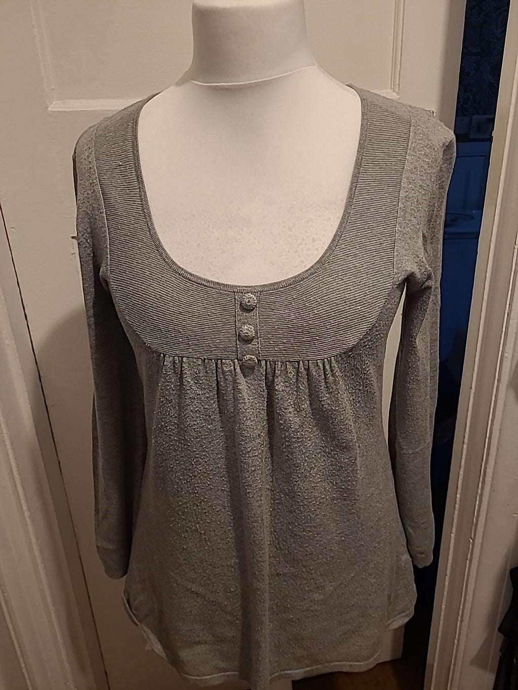 Ladies F&F Size 12 Grey Scoop Neck Long Sleeved Blouse
