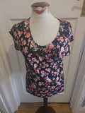 Ladies Street One Size 10 Black Pink Floral Short Sleeved Tshirt