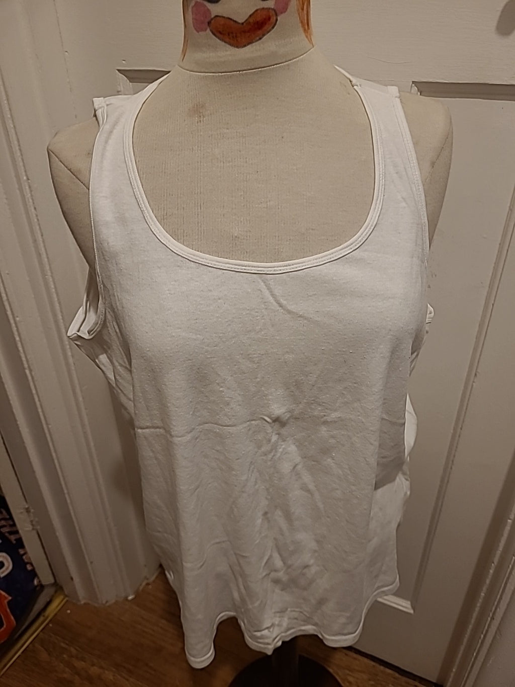 Mens Peacocks Size XL Peak Performance White Sleeveless Vest Top