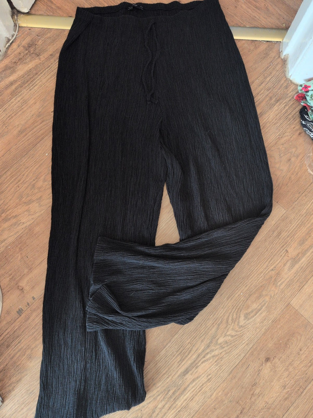 Ladies F&F Size 20 Black Crinkle Elasticated Trousers