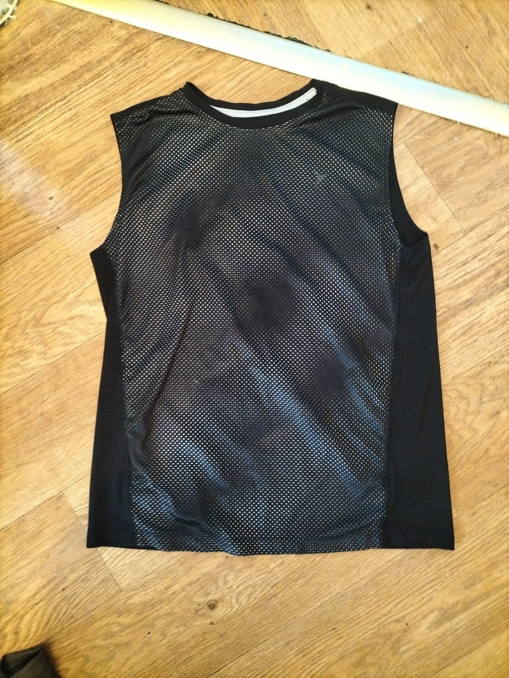 Ladies Old Navy Size XL 14-16 Black Spotted Sleeveless Tank Top Activewear