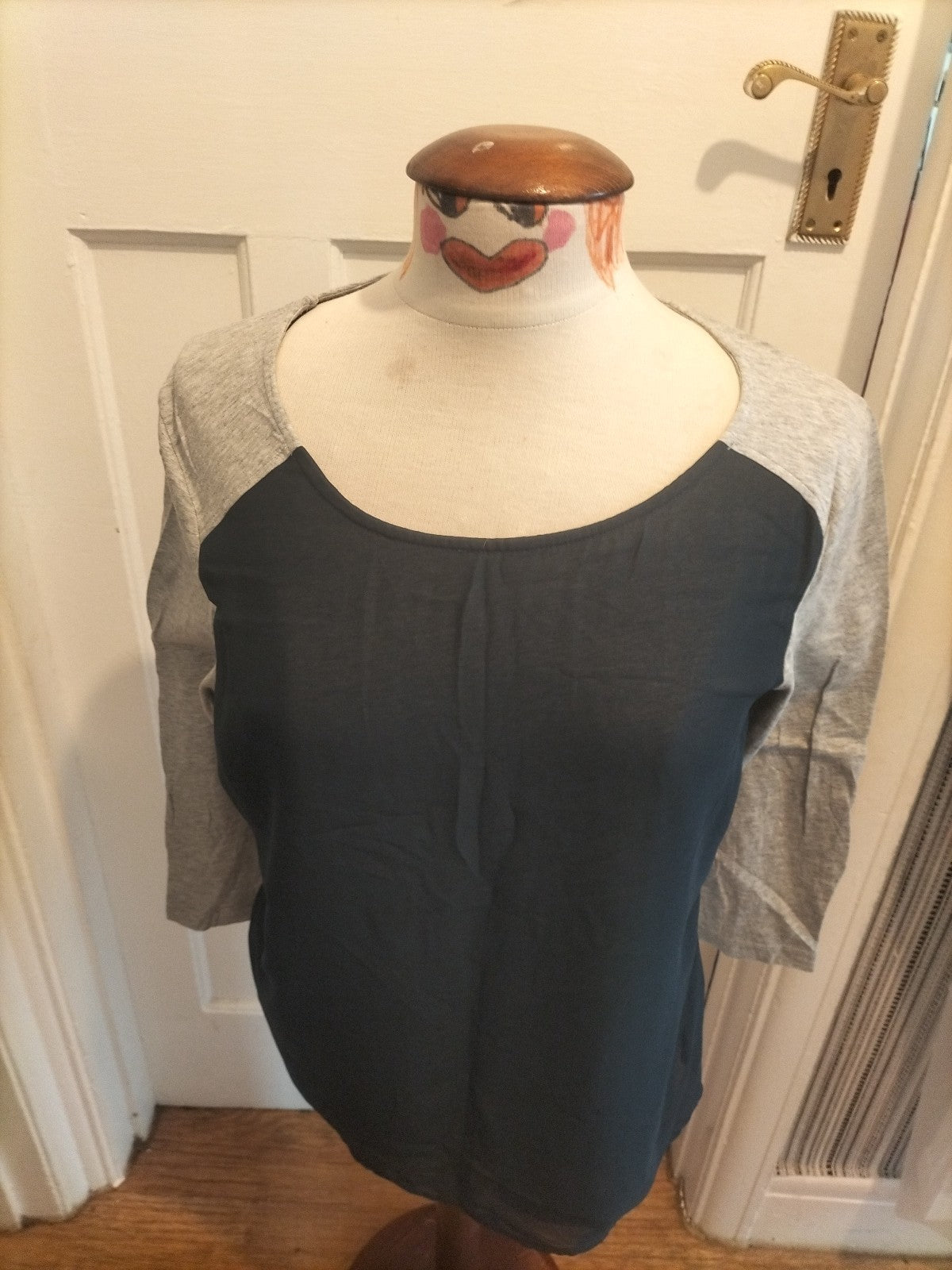 Ladies Crew Clothing Size 10 Navy Grey Long Sleeved Tshirt