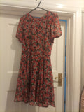 Ladies Trafaluc Size Medium Red Black Floral Short Sleeved Dress
