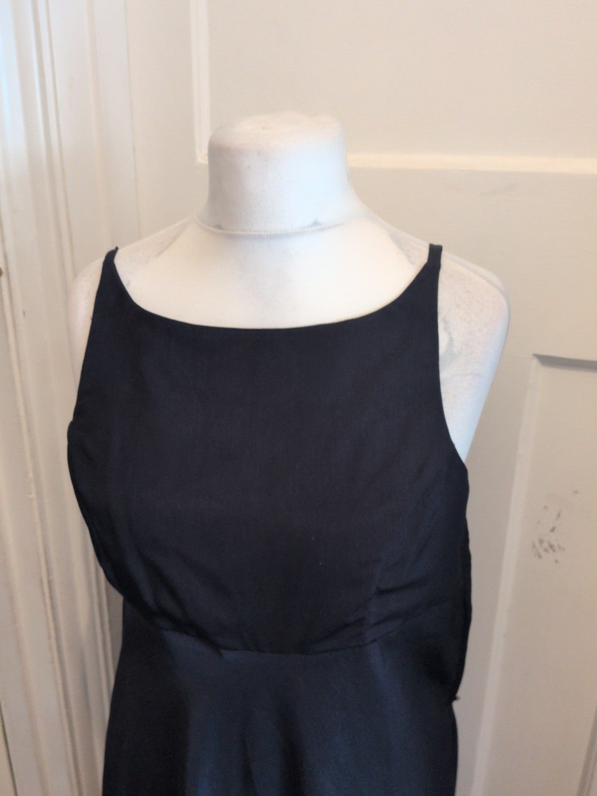 Ladies Size 2XL Navy Long Length Sleeveless Dress