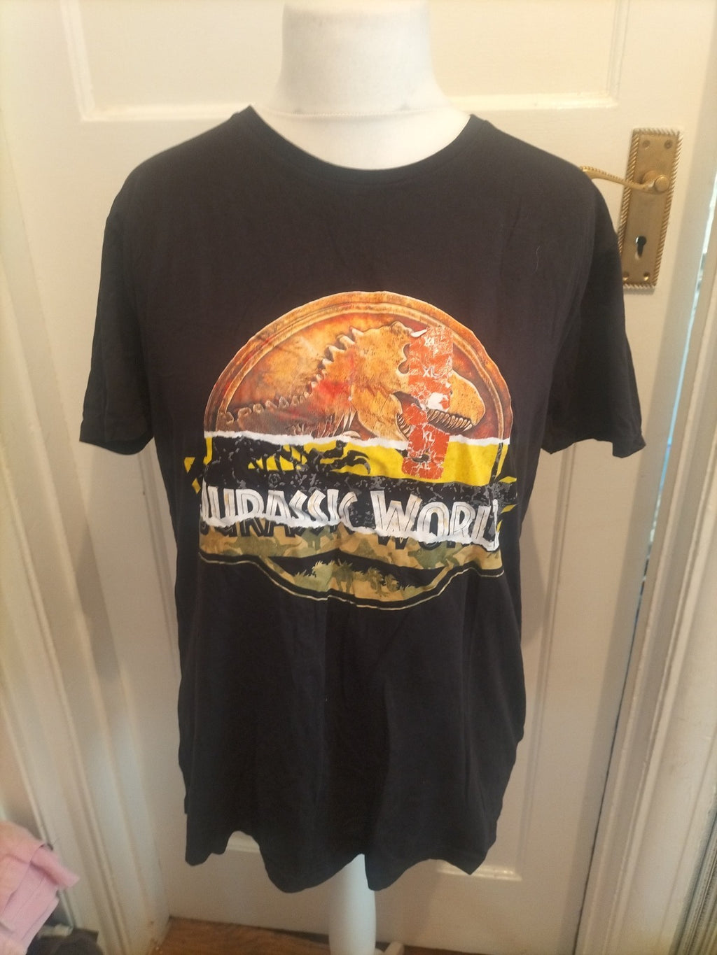 Mens Primark Size XL Jurassic World T-shirt