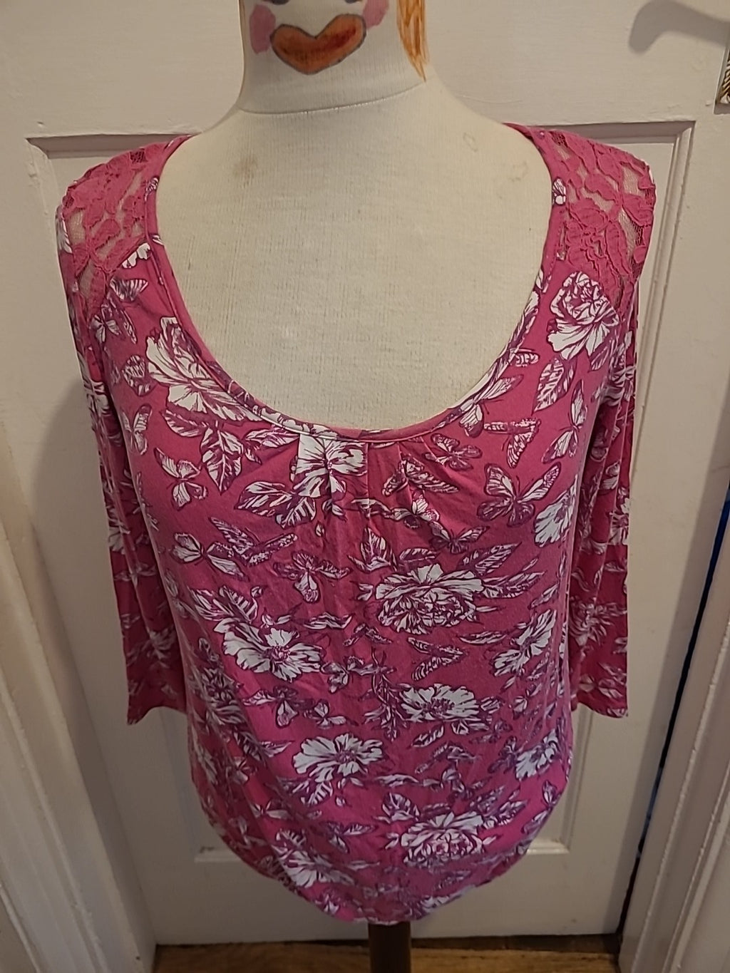 Ladies Tu Size 12 Two Tone Purple Floral Mid Sleeved Tshirt