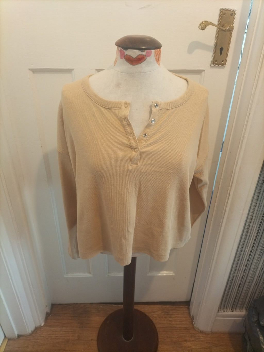 Ladies Primark Size 12-14 Brown Long Sleeved Oversized Tshirt