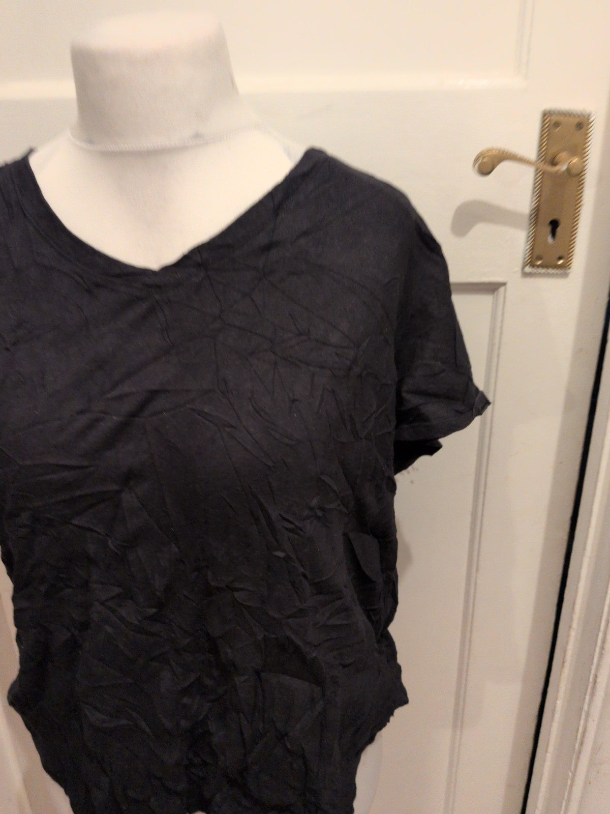 Old Navy 16 Black Short Sleeved T-shirt