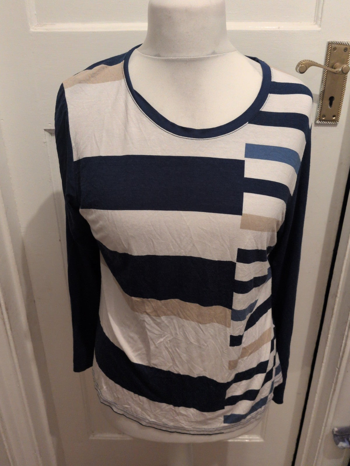 Pauporte Size 4 Navy With Multi Pattern Long Sleeve Blouse