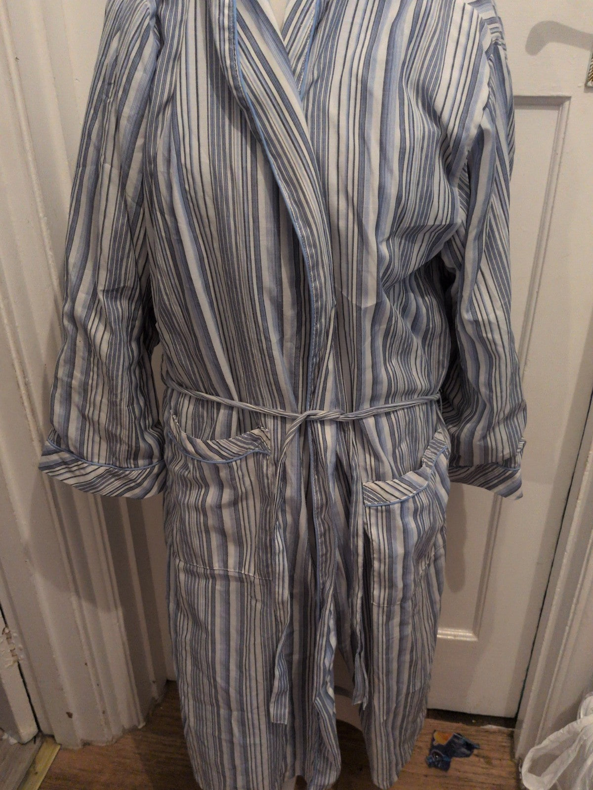 George Medium Blue Stripe Robe