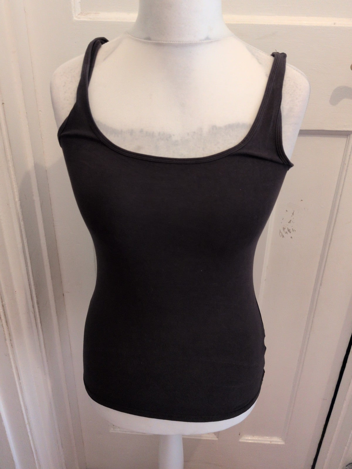 Miso 10 Black Sleeveless T-shirt