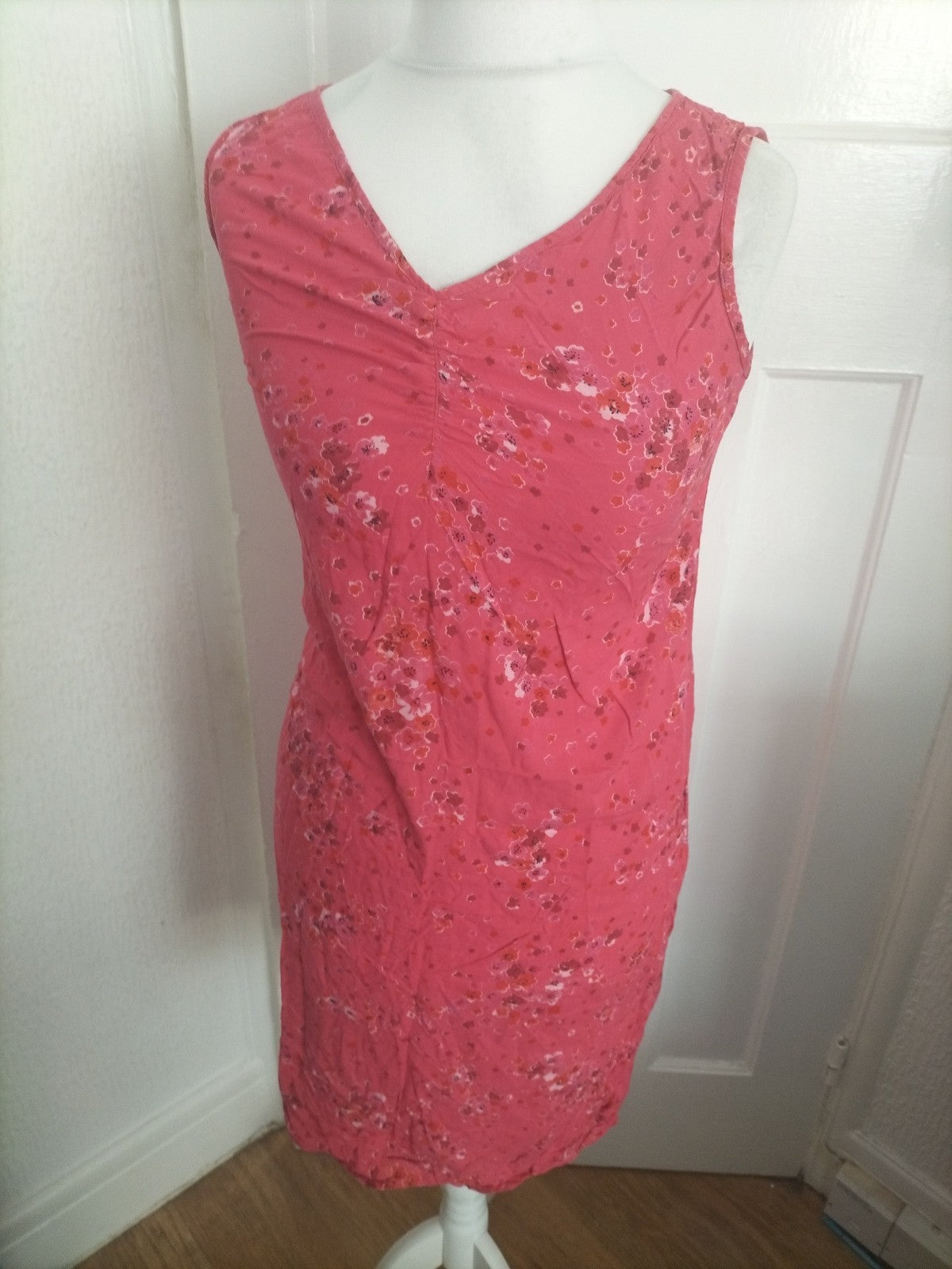 Ladies Primark Size 12 Cerise And Pink Floral Sleeveless Dress