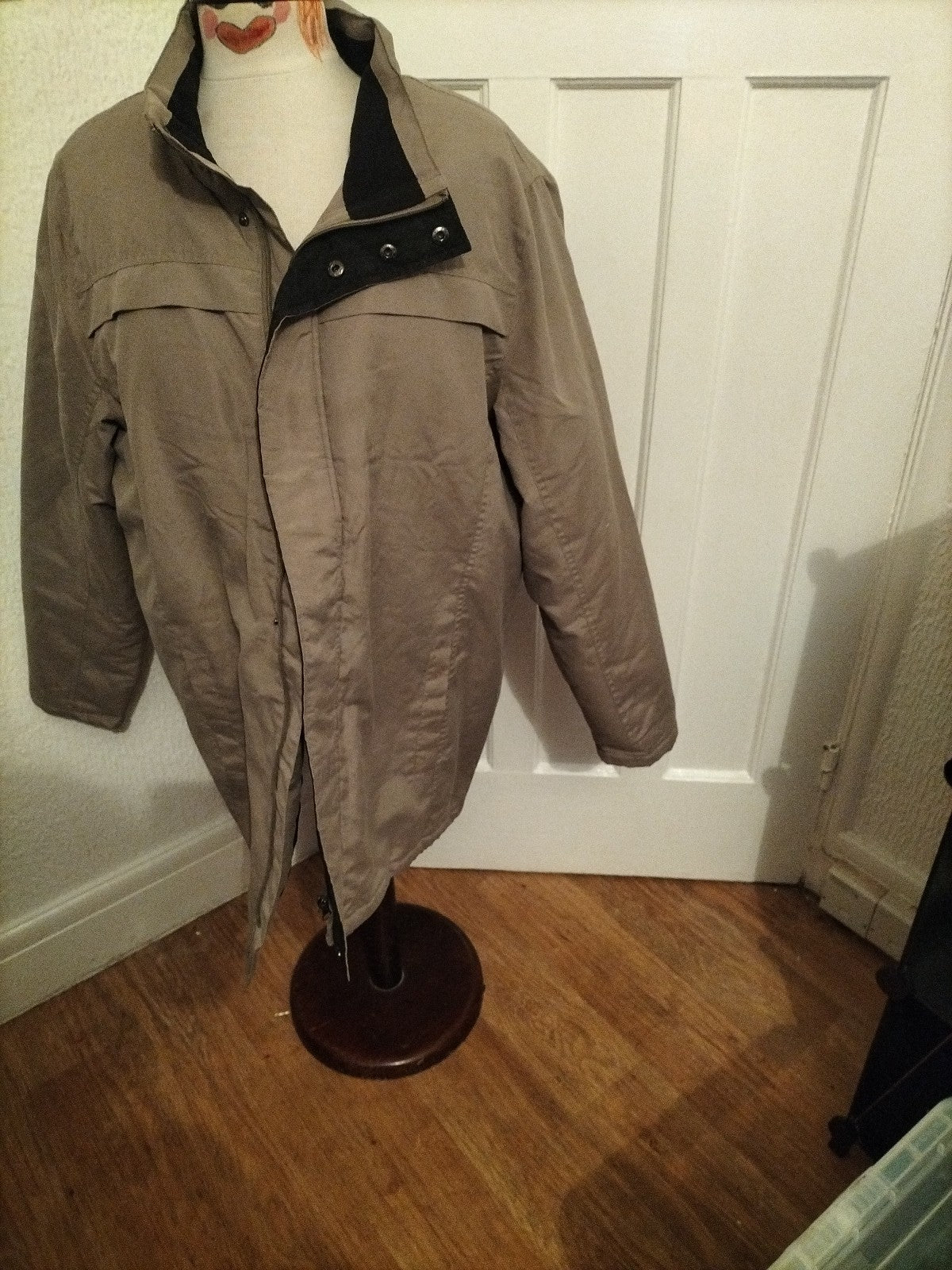 Mens Preimer Man Size Medium Pale Khaki Lined Coat