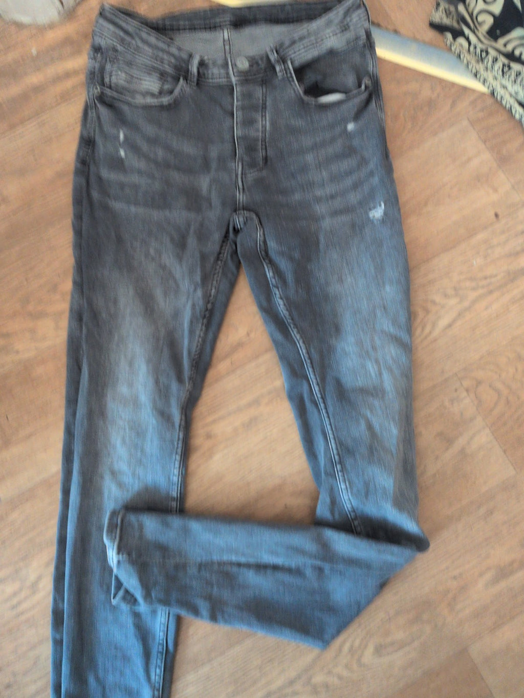 Denim&Co 32" Grey Super Skinny Jeans