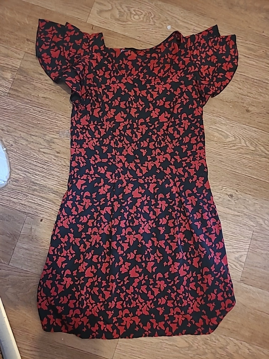 Ladies Vero Moda Size 10 Black/Red Bird Detail Short Sleeved Dress