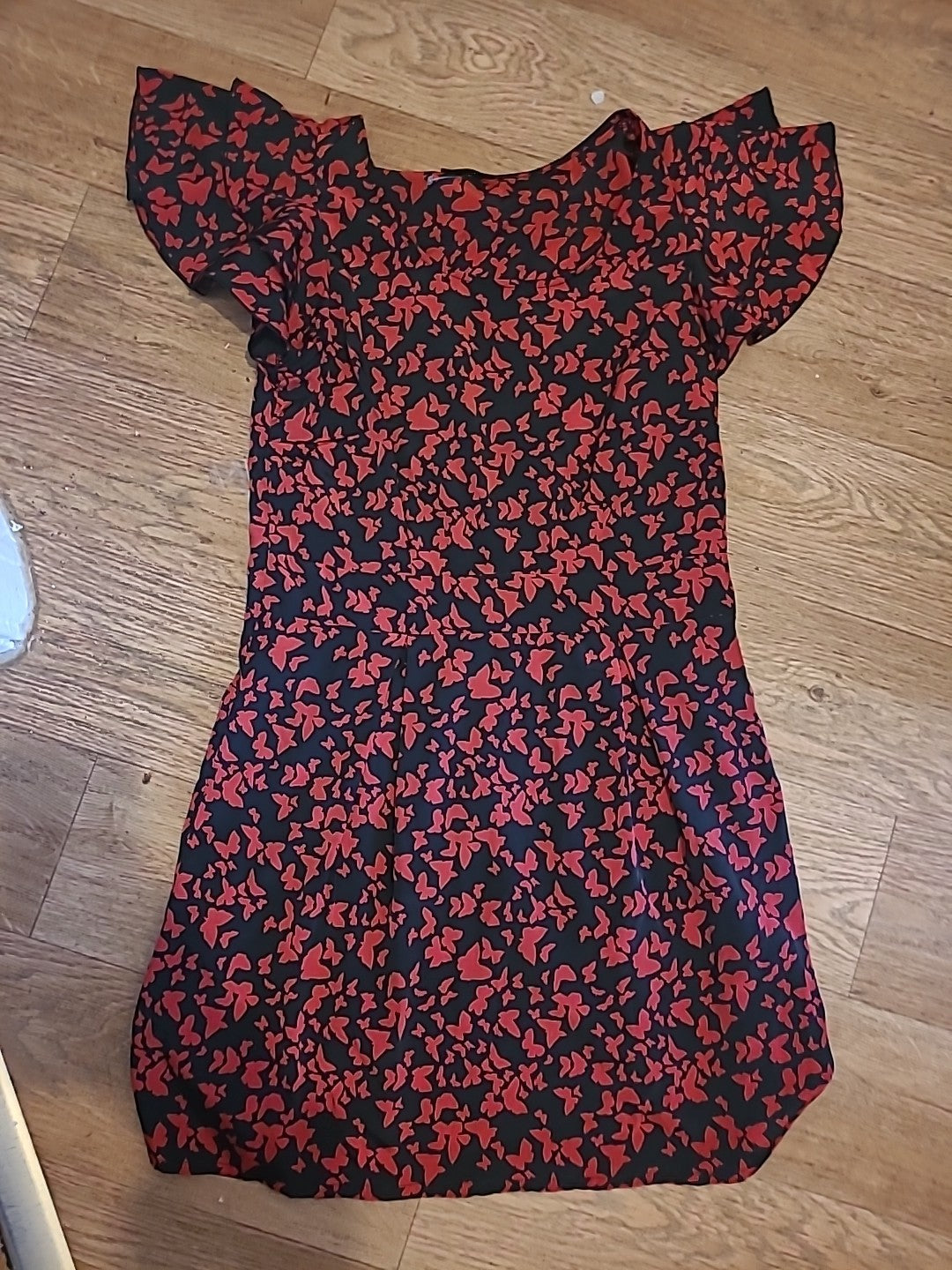 Ladies Vero Moda Size 10 Black/Red Bird Detail Short Sleeved Dress