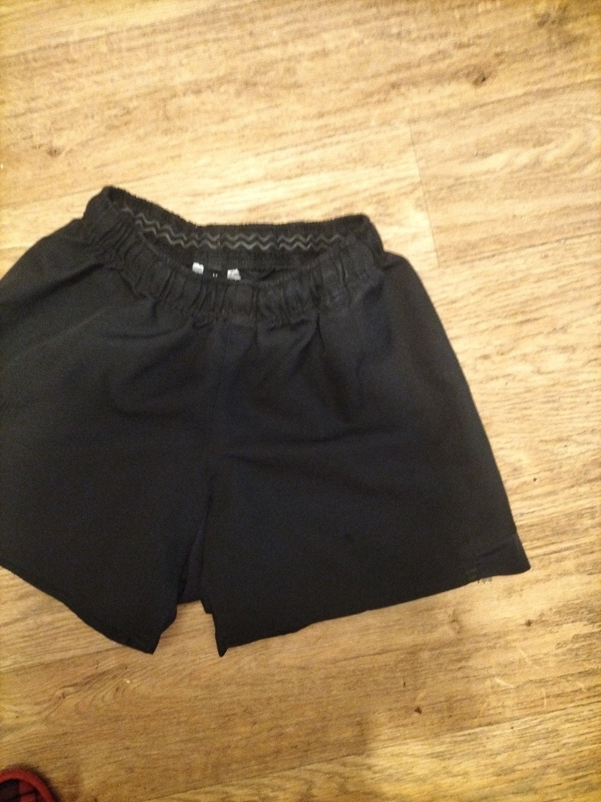 Boys Size Medium Black Elasticated Shorts