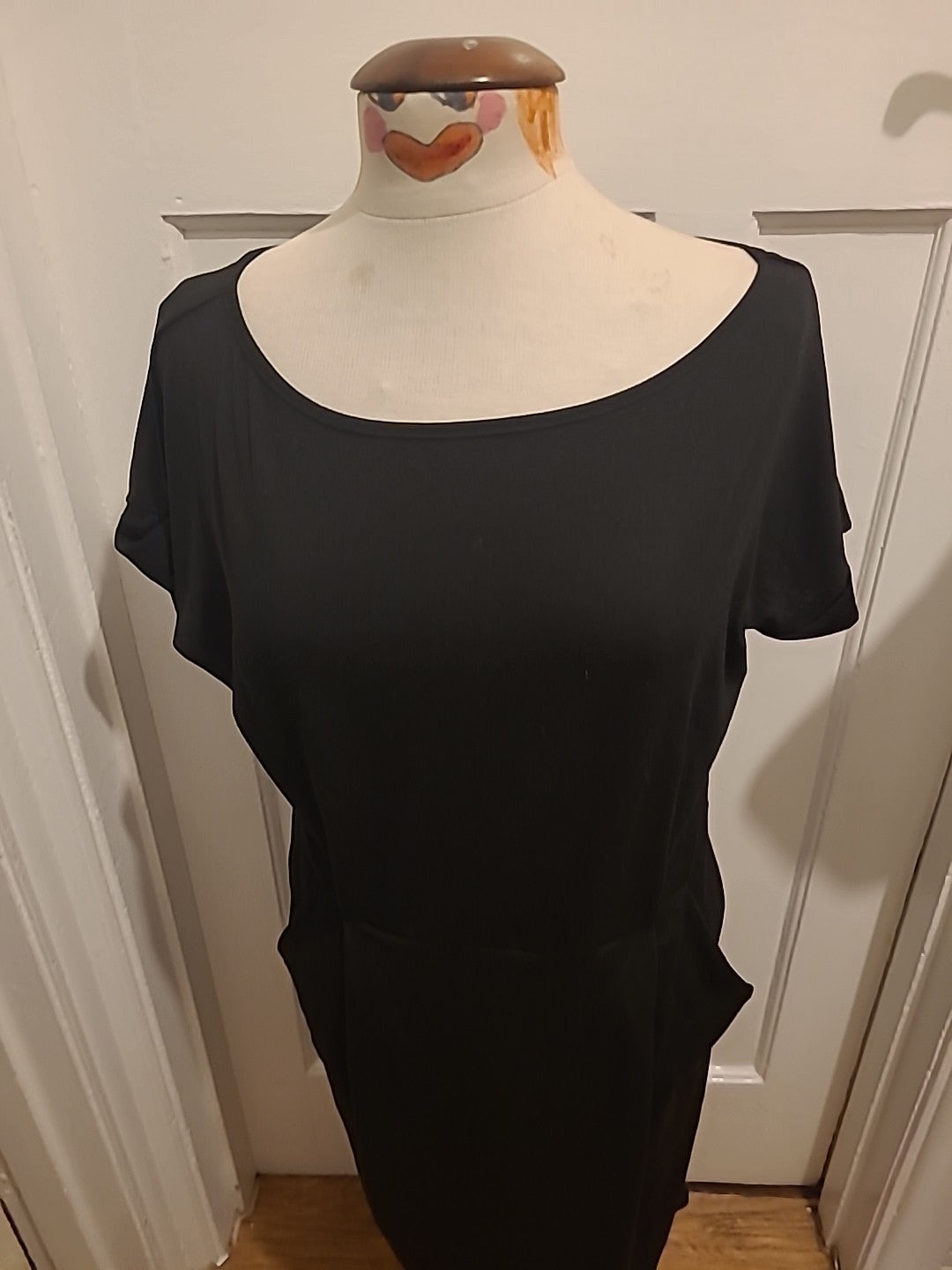 Ladies Shein Size XL Round Neck Short Sleeved Long Length Dress