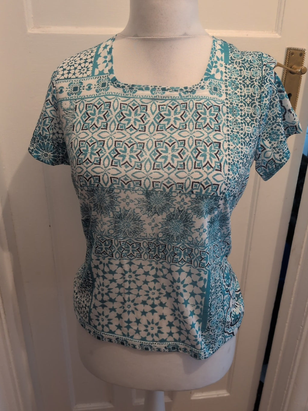 Viz.A.viz Turquoise Blue Short Sleeve Pattern Blouse