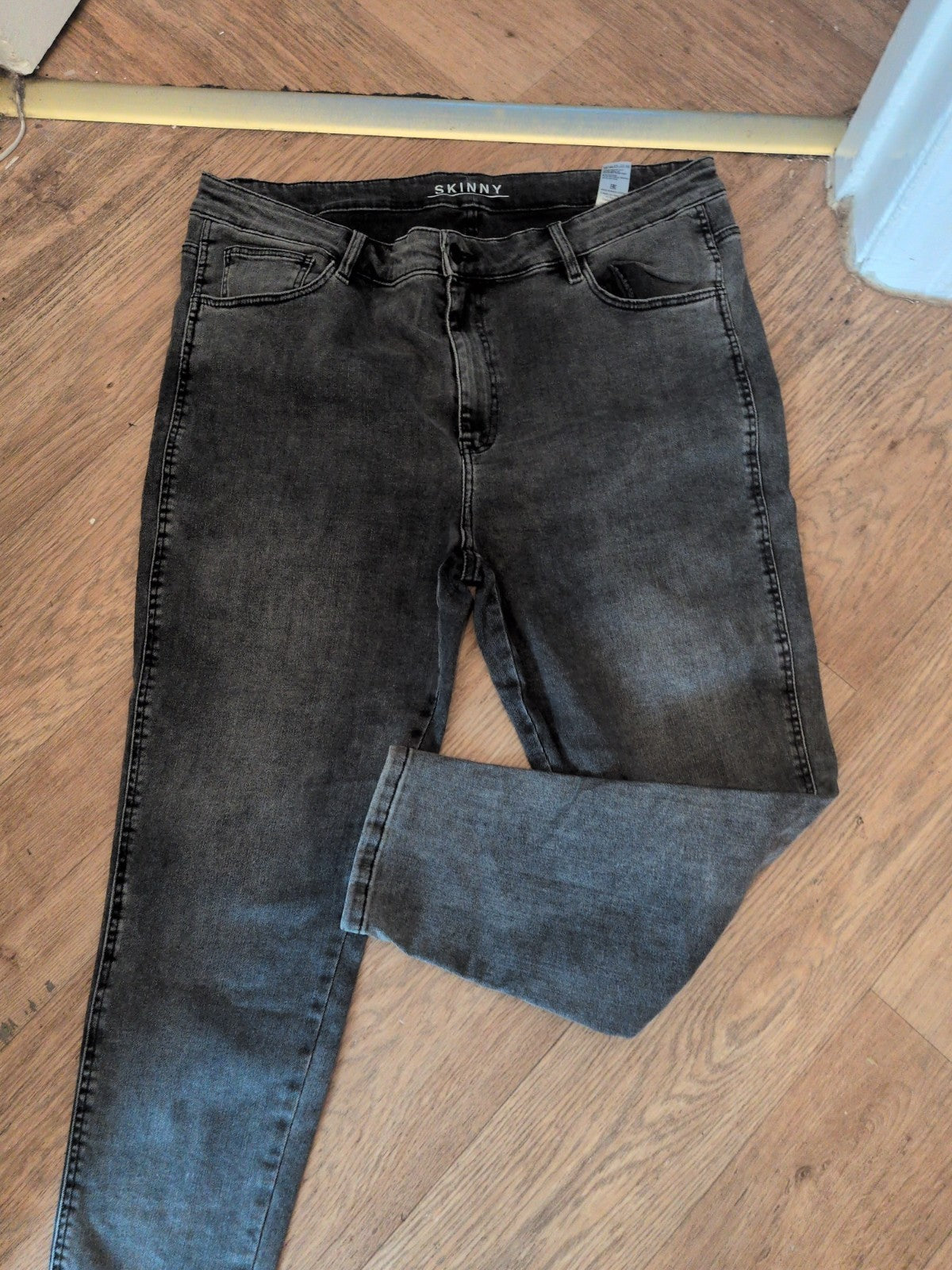 Ladies Marks And Spencer Size 18 Short Dark Grey Skinny Jeans