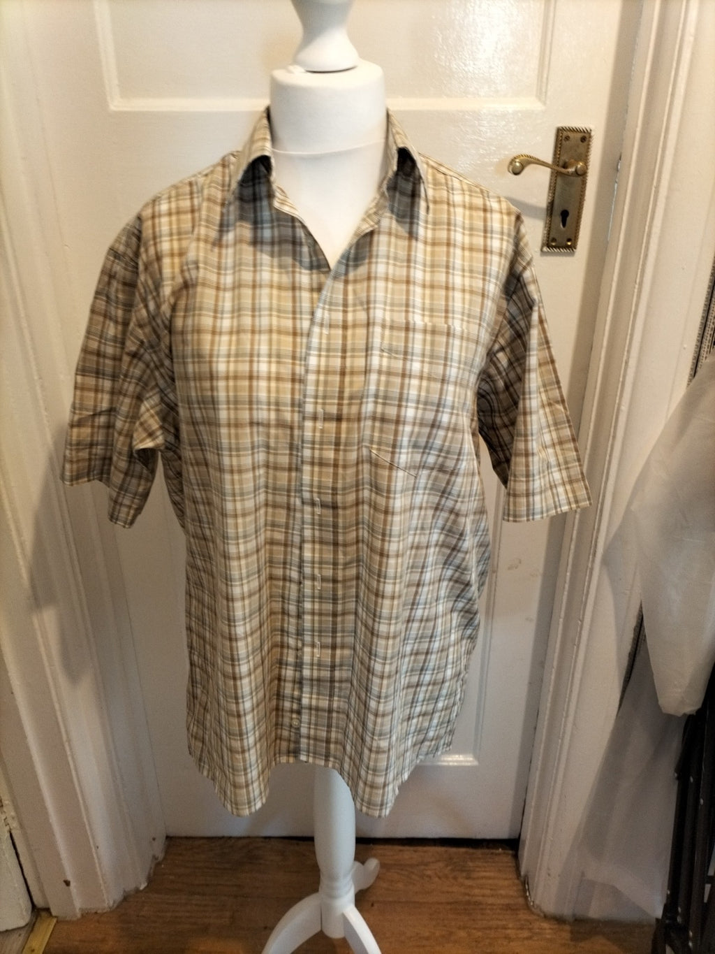 Mens St Michael Size 16" Collar Brown And Grey Short Sleeved Shirt