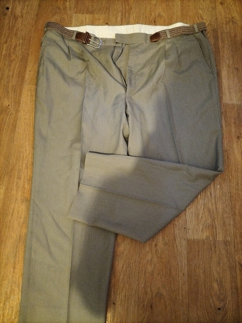 Mens Gurteen Size 46R Grey Belted Trousers