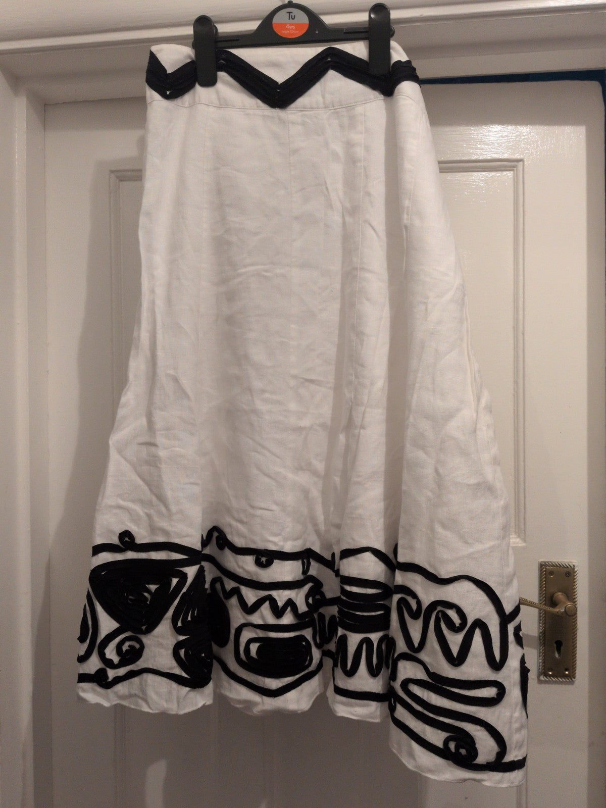 Per Una 10L White With Black Patterning Lined Flare Skirt