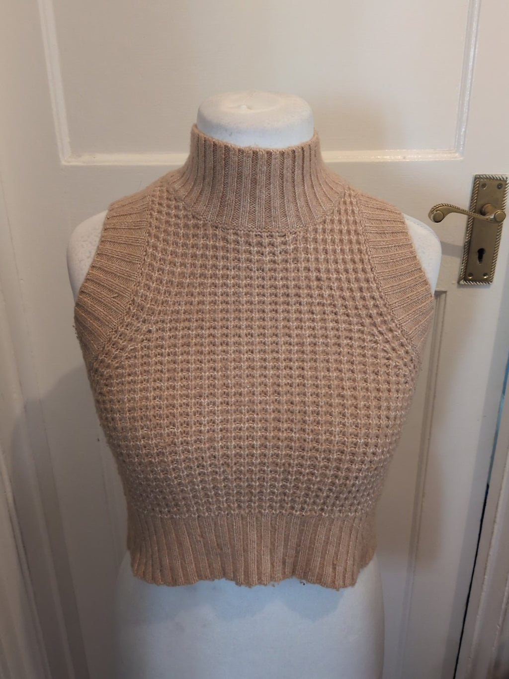 Ladies Jessica Simpson Size Small Beige Sleeveless High Neck Jumper