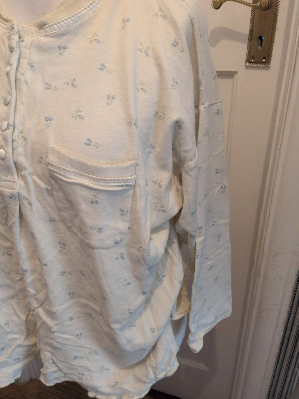 Mellow Moments 22-24 Cream Floral Pyjama Top