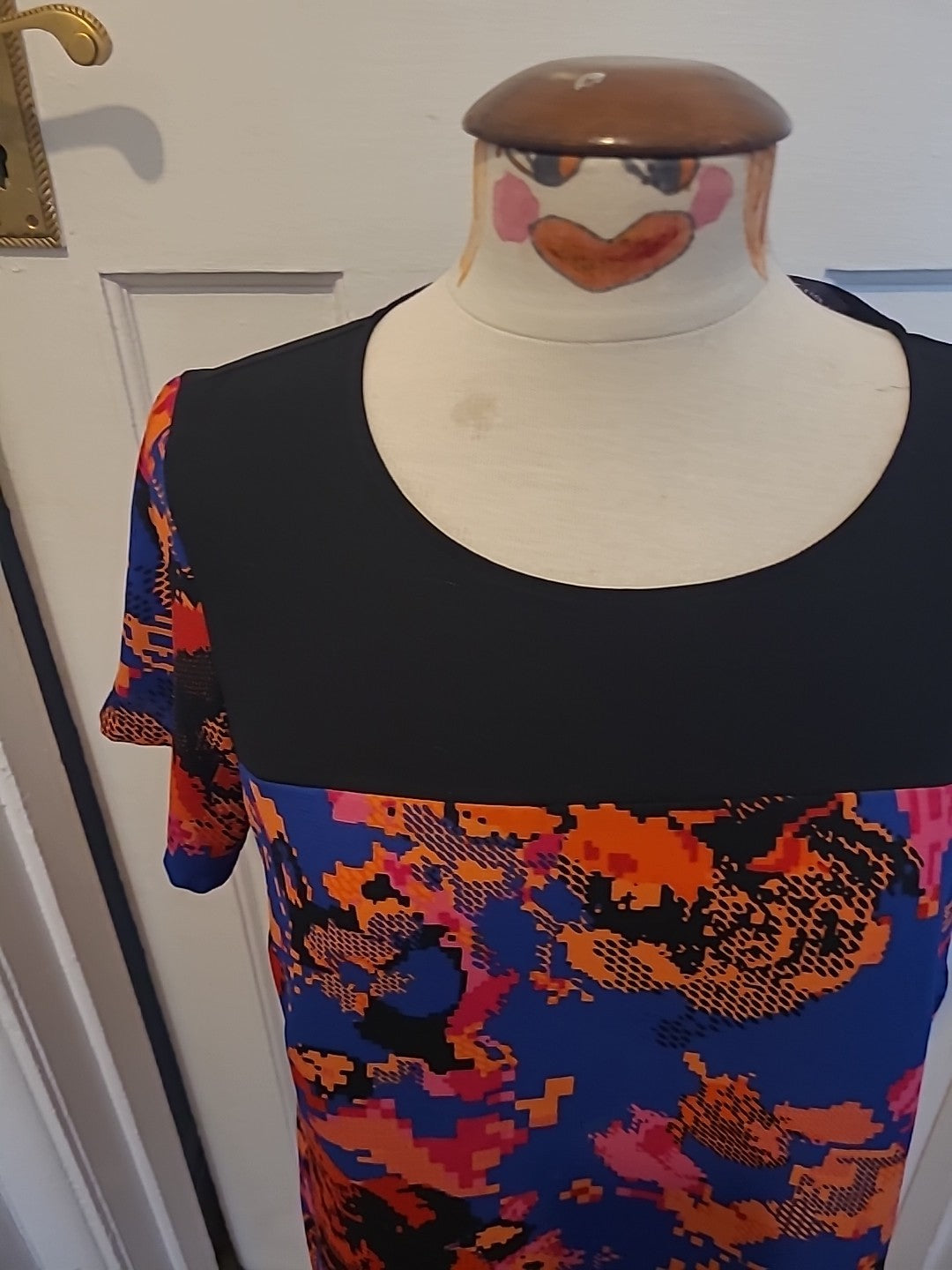 Ladies Marks And Spencer Size 14 Blue Red Black Short Sleeved Tshirt