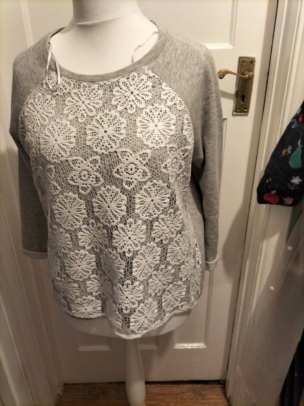 Ladies Peacocks Size Medium Grey With Floral White Lace Jumper