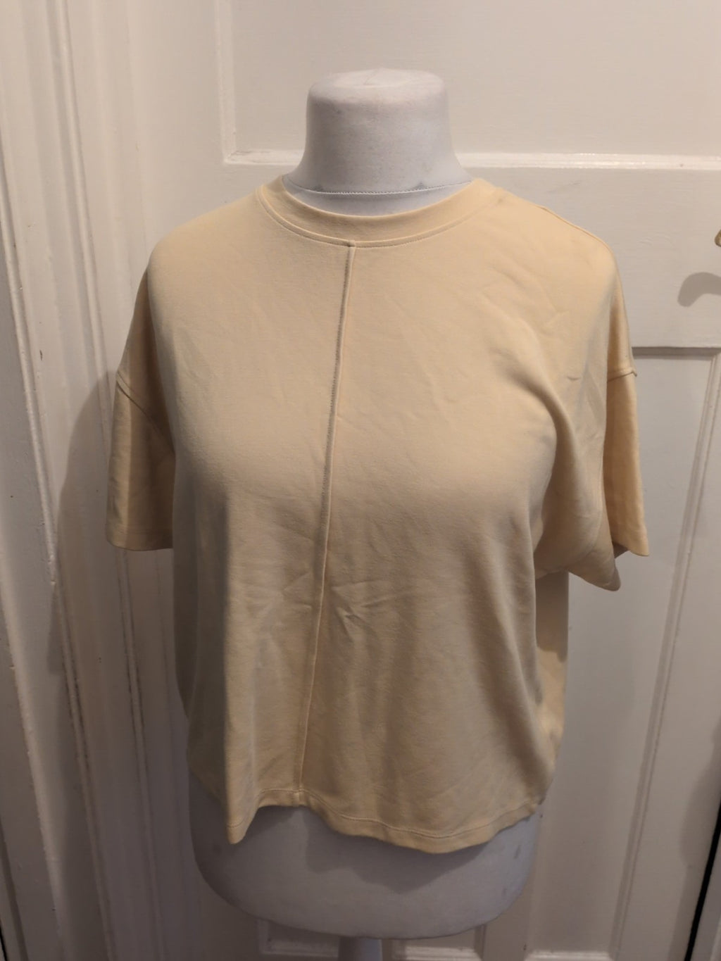 Tu Woman 14 Pale Yellow Short Sleeve T-shirt
