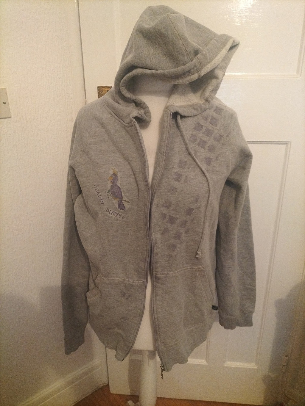 Mens Primark Size XL Grey Parrot Hoodie