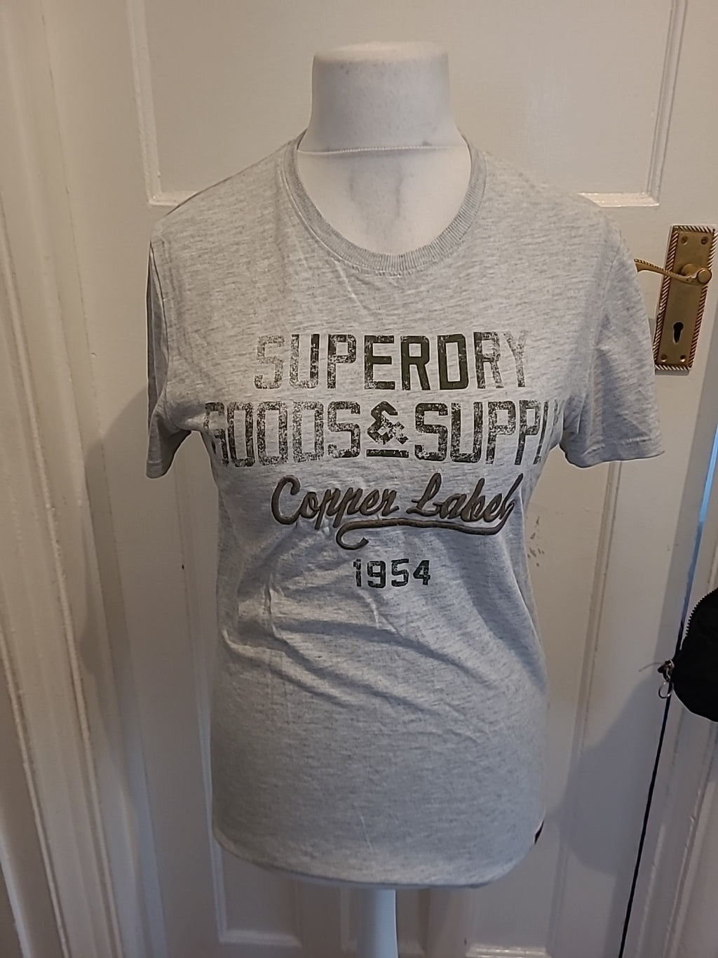 Mens Superdry Size Small Pale Grey Printed Tshirt
