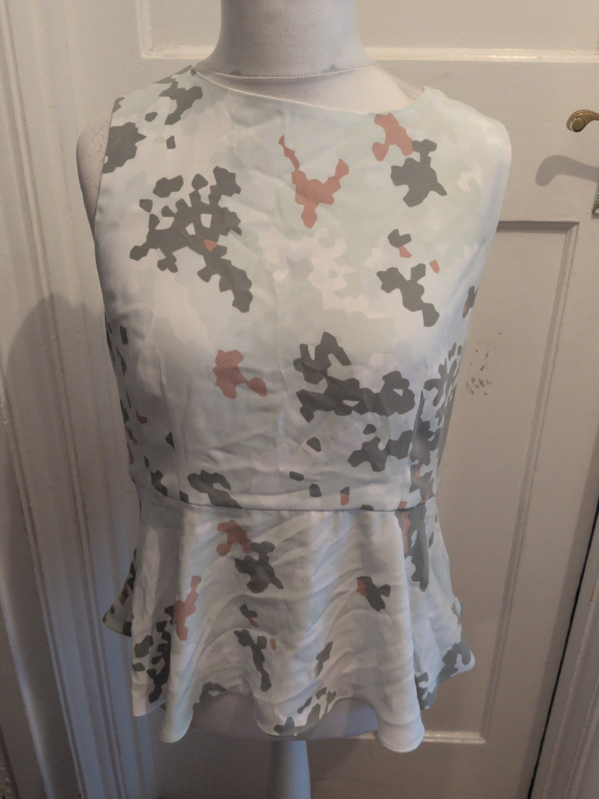 Autograph 14 Mint Grey Pink Sleeveless Lined Blouse