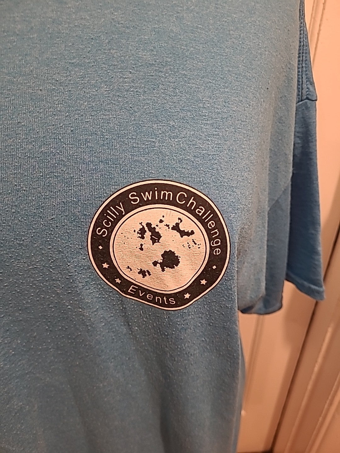 Mens Gildan Size XL Blue "Scilly Swim" Short Sleeve Tshirt